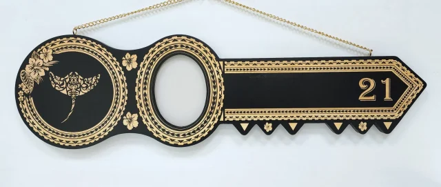 21st Island Design Wooden Key with Laser Engraved Patterns, Stingray with 21 – Design SJ2454