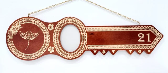 21st Island Design Wooden Key with Laser Engraved Patterns, Stingray with 21 – Design SJ2455
