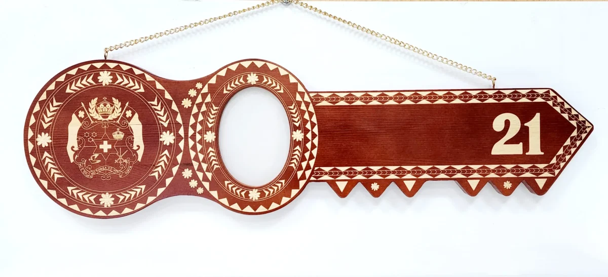21st Island Design Wooden Key with Laser Engraved Patterns, Tongan Sila with 21 – Design SJ2473