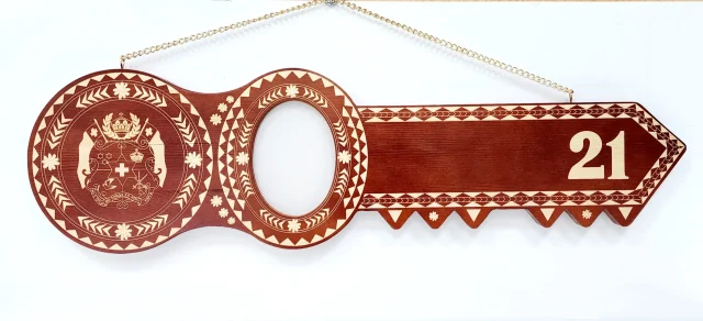 21st Island Design Wooden Key with Laser Engraved Patterns, Tongan Sila with 21 – Design SJ2473