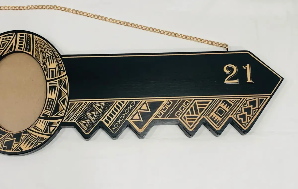 21st Key Island Tattoo Design With Laser Engraved Turtle In The Middle - Design 2110