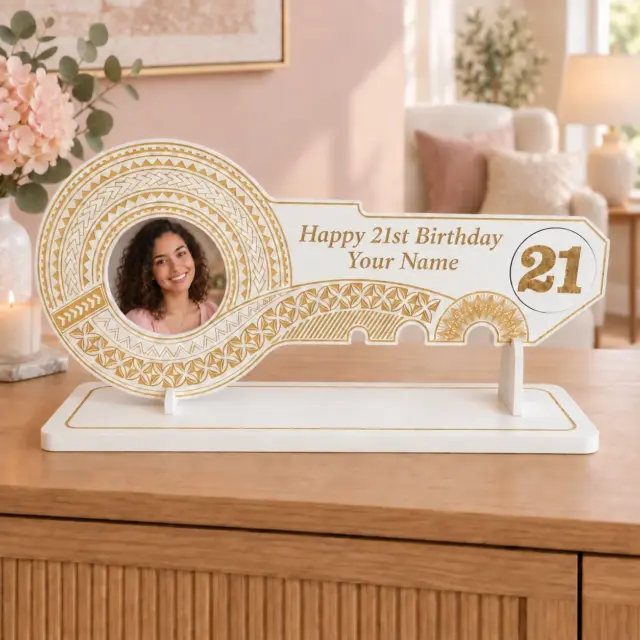 21st White Colour Painted Key with Laser Engraved Island Patterns On The Key and Printed Gold Glitter Disk Insert "21" and Matching Laser Engraved Stand