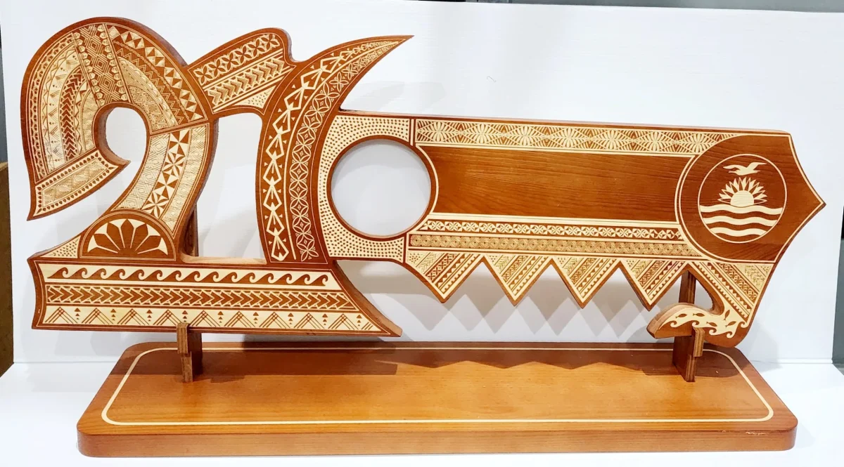 21st Wooden Key Brown Shade Island Design On Stand With Kiribati Flag