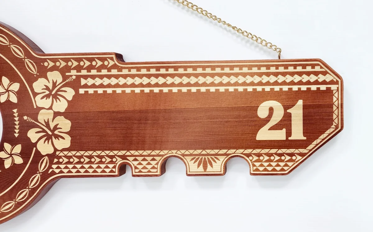 21st Wooden Key Brown Shade Island Design With Polynesian Design and Hibiscus Flower - Design SJ2485
