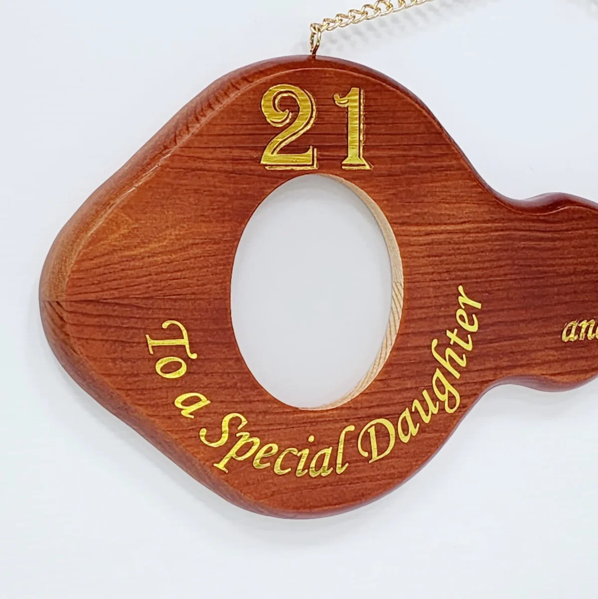 21st Wooden Key with Gold Foil Printing "To a Special Daughter" - SJ2420