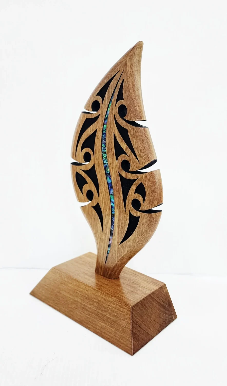 255mm Māori Waka Hoe Paddle – Handcrafted Pacific Rimu Wood Award - MD024