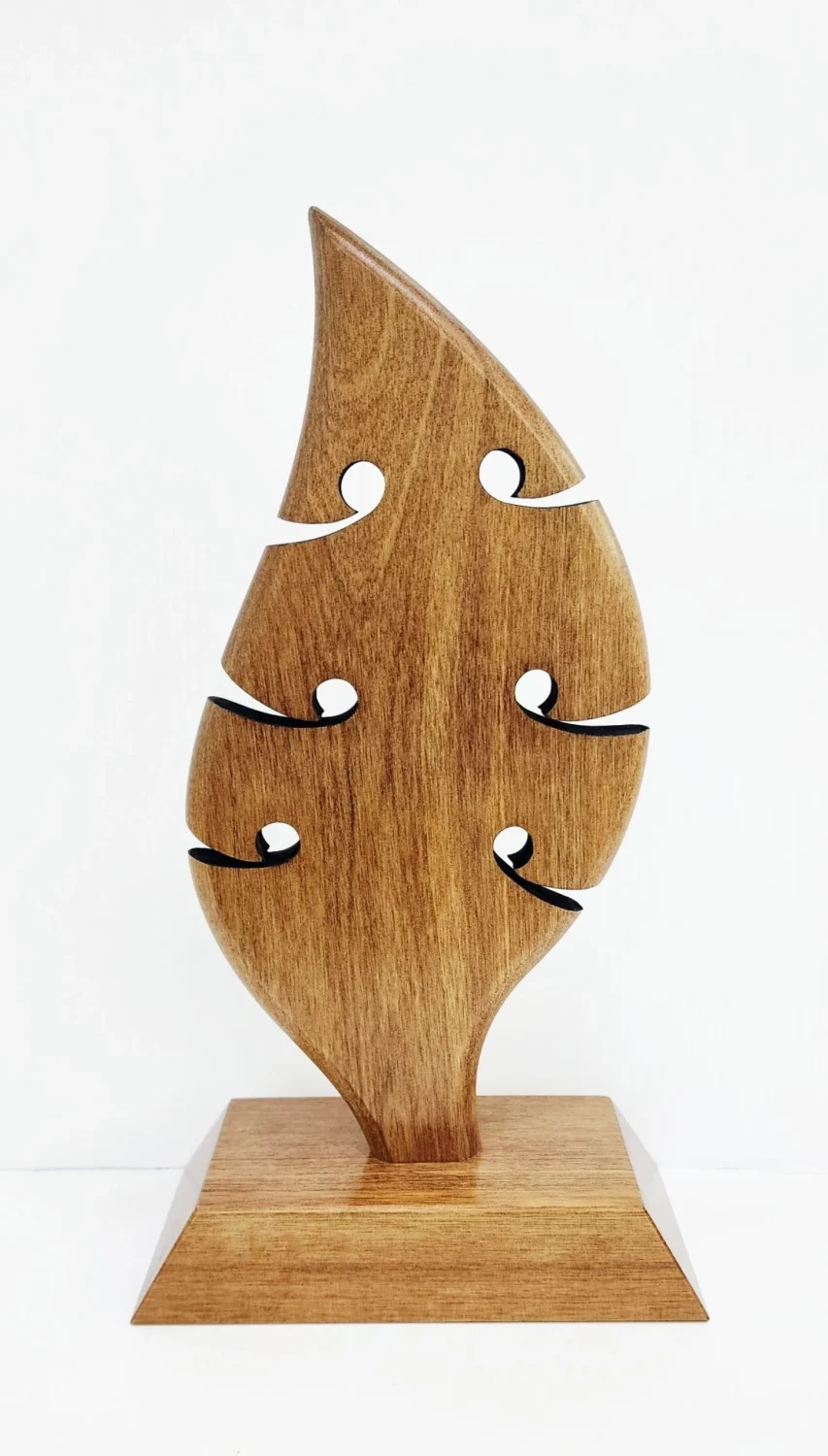 255mm Māori Waka Hoe Paddle – Handcrafted Pacific Rimu Wood Award - MD024