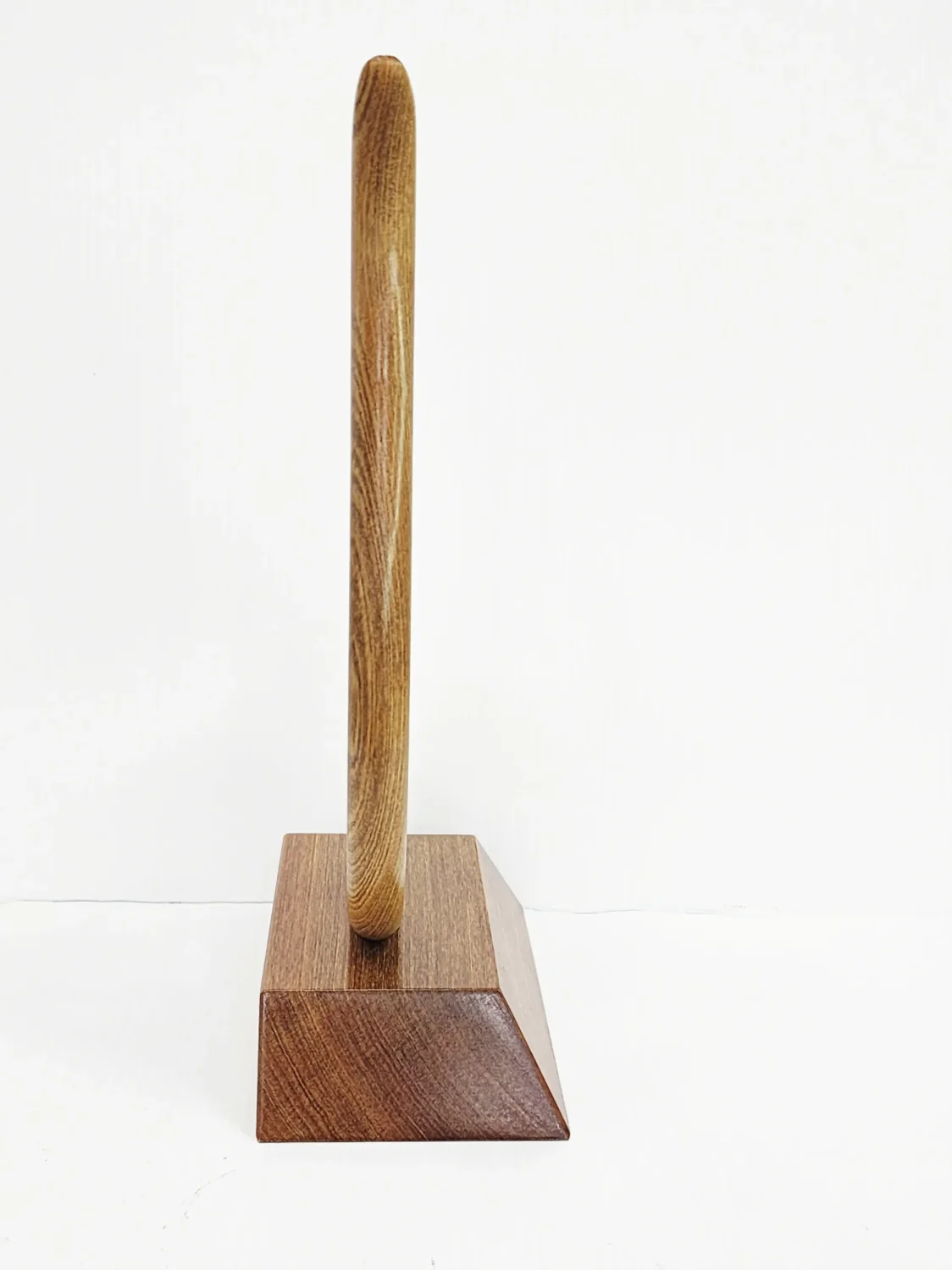 260mm Māori Matau (Fish Hook) Carving – Handcrafted Pacific Rimu Wood Award - MD051