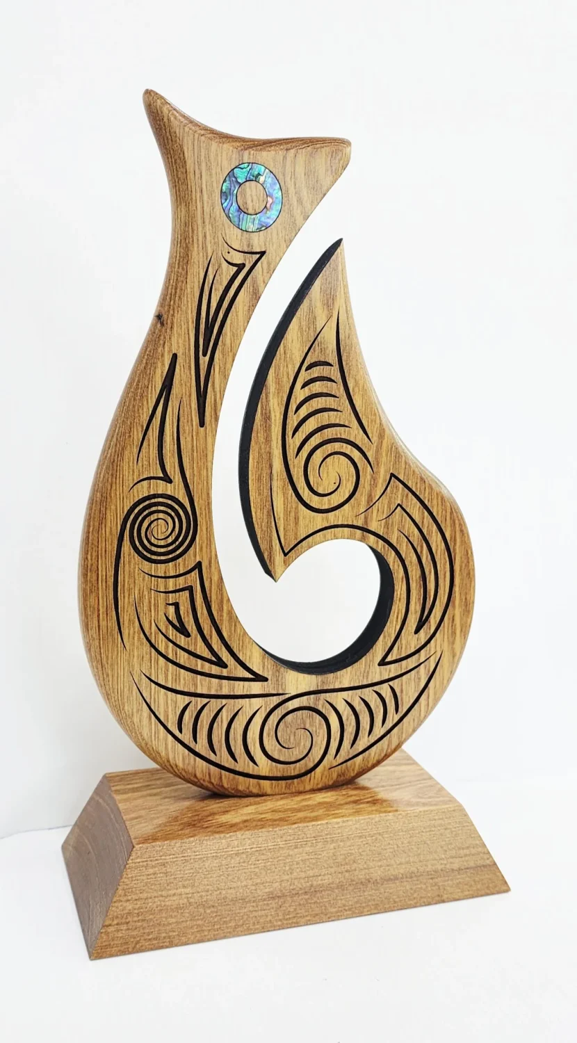 305mm Māori Matau (Fish Hook) Carving – Handcrafted Pacific Rimu Wood Award - MD052