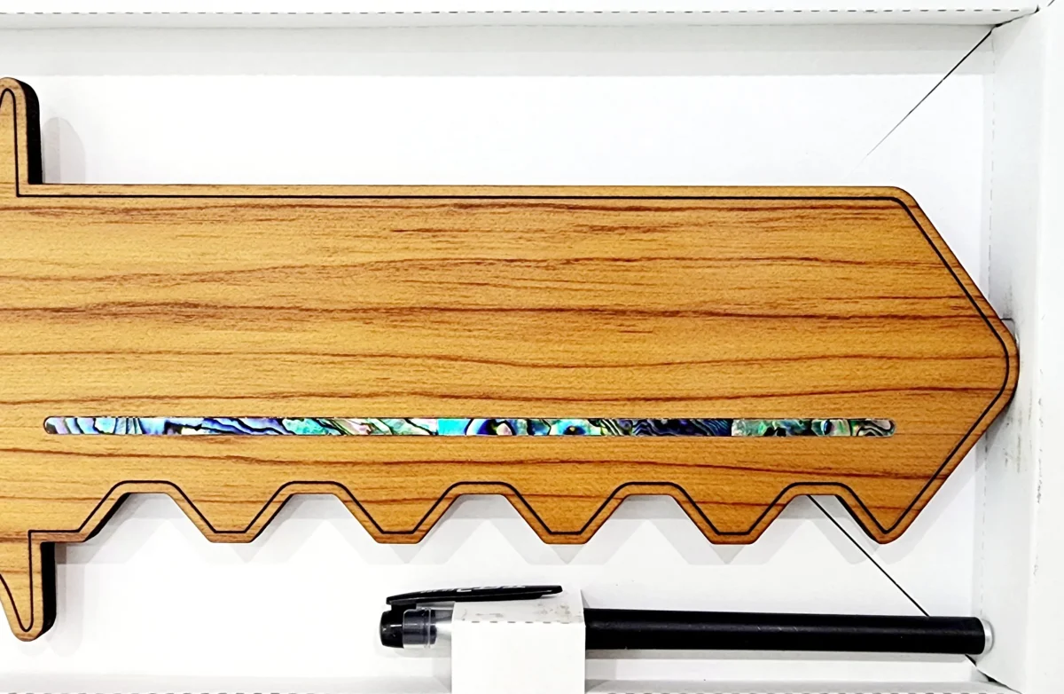 70th Key with Paua Inlay & Oval Picture Frame