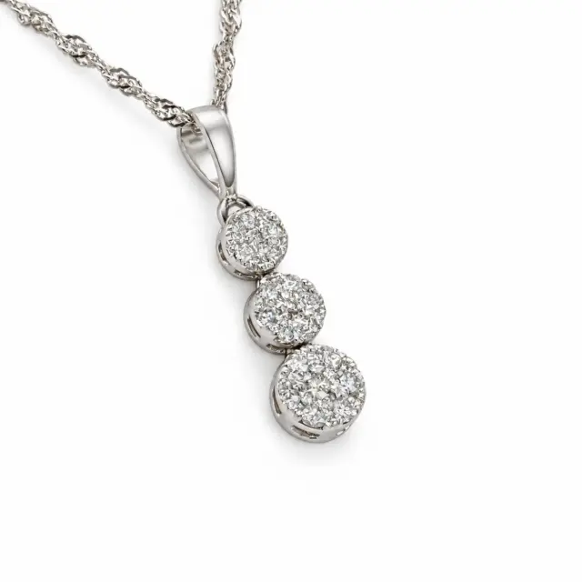 9ct White Gold Brilliant Cut 0.25ct Diamond Cluster Drop Pendant