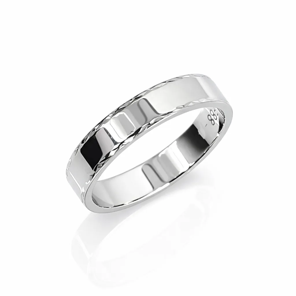 9ct White Gold Gents Diamond Cut Edge Ring, 4mm, Size P - F88/4