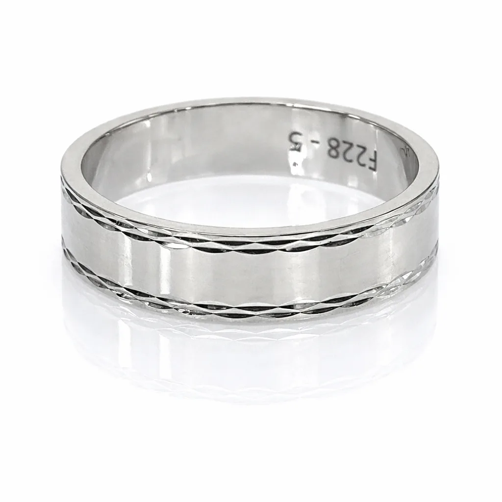 9ct White Gold Gents Patterned Wedding Ring – 5mm – Size R - F228/5