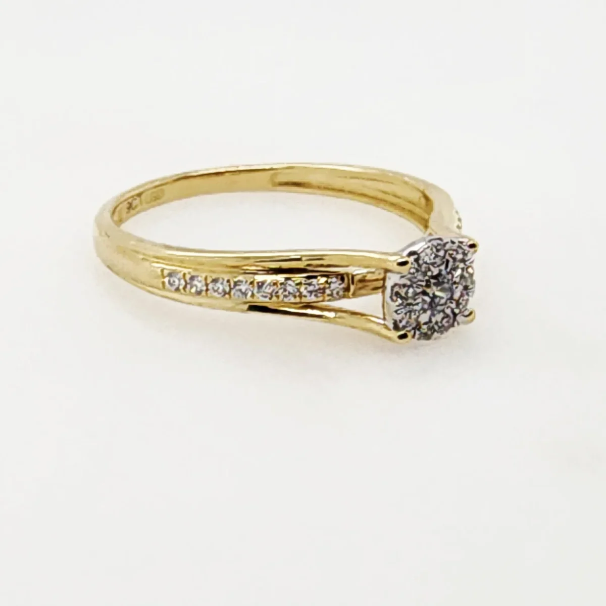 9ct Yellow Gold 0.22ct Lab-Grown Diamond Cluster Engagement Ring - AURG1108