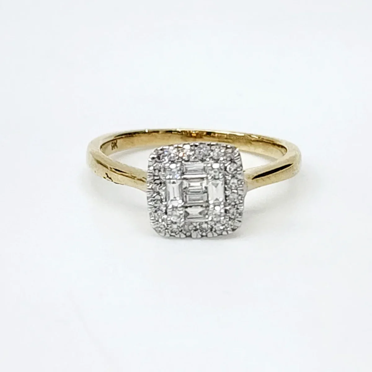 9ct Yellow Gold 0.25ct Diamond Cushion Shaped Shaped Cluster Ring - IGR38230