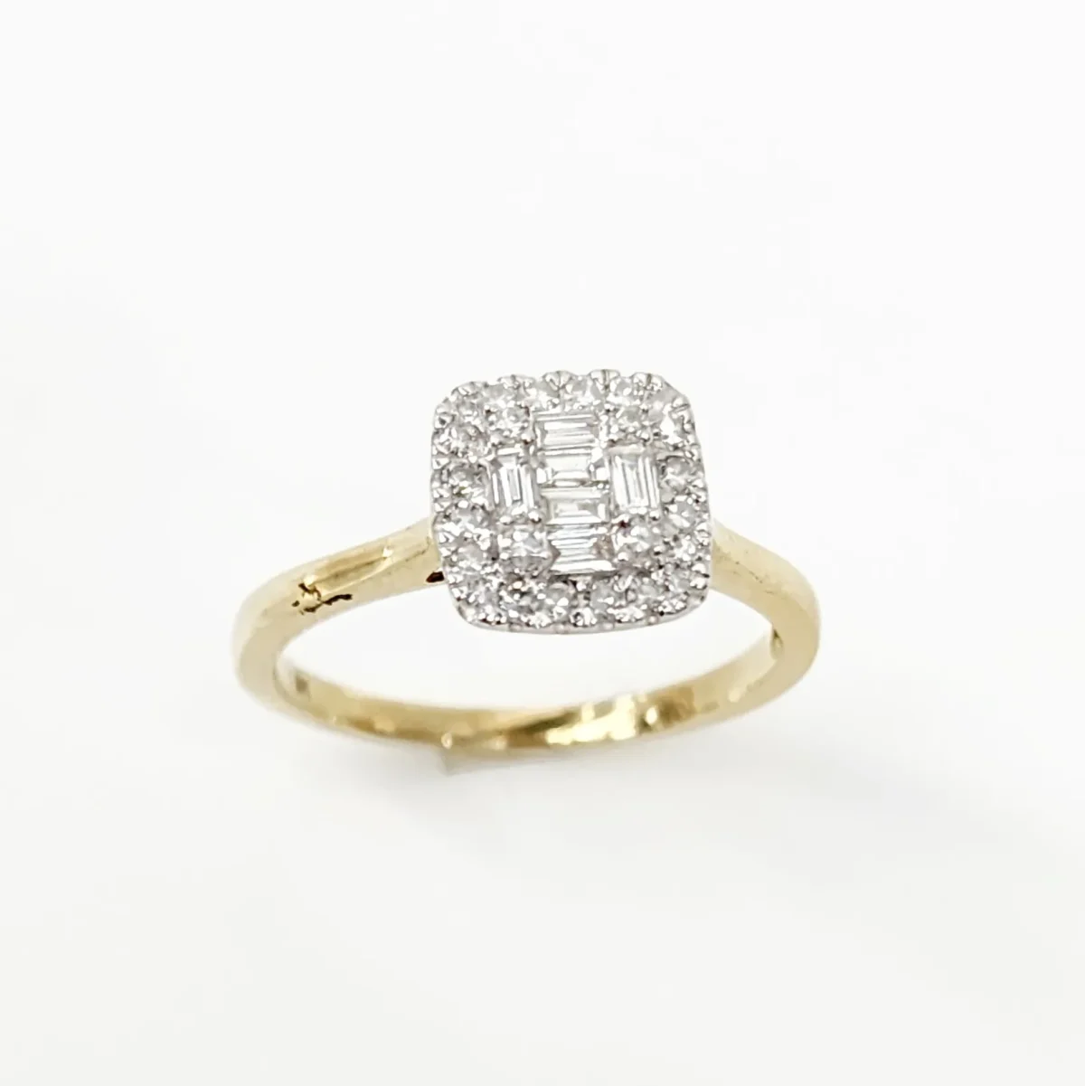 9ct Yellow Gold 0.25ct Diamond Cushion Shaped Shaped Cluster Ring - IGR38230