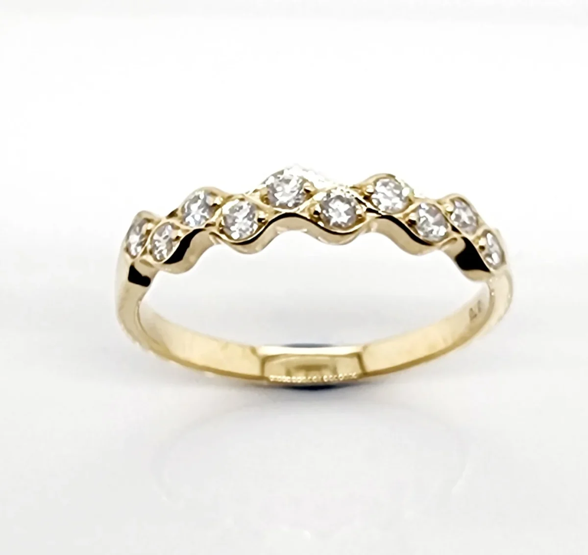 9ct Yellow Gold 0.30ct Diamond Wedding / Dress Ring