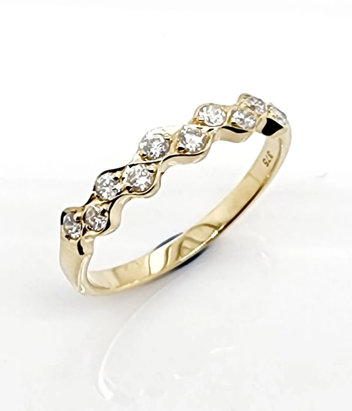 9ct Yellow Gold 0.30ct Diamond Wedding / Dress Ring