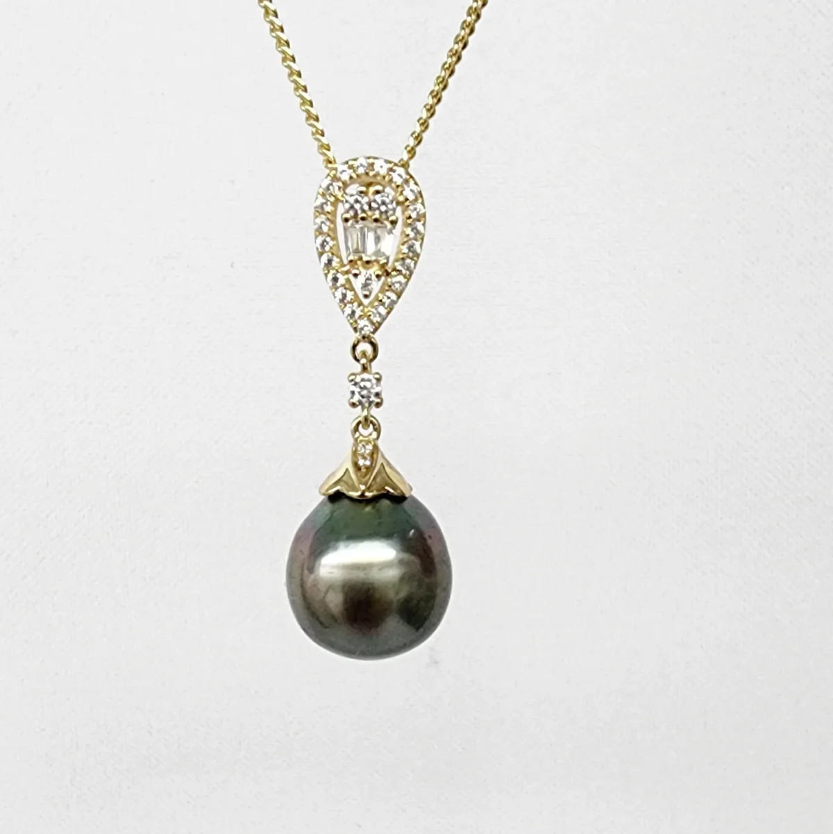 9ct Yellow Gold 11.0-11.50mm Teardrop Tahitian Black Pearl with Cubic Zirconia Setting Pendant - YP20041155/1