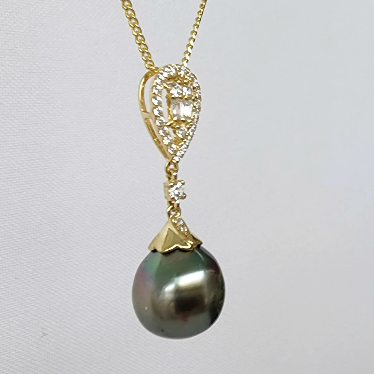 9ct Yellow Gold 11.0-11.50mm Teardrop Tahitian Black Pearl with Cubic Zirconia Setting Pendant - YP20041155/1