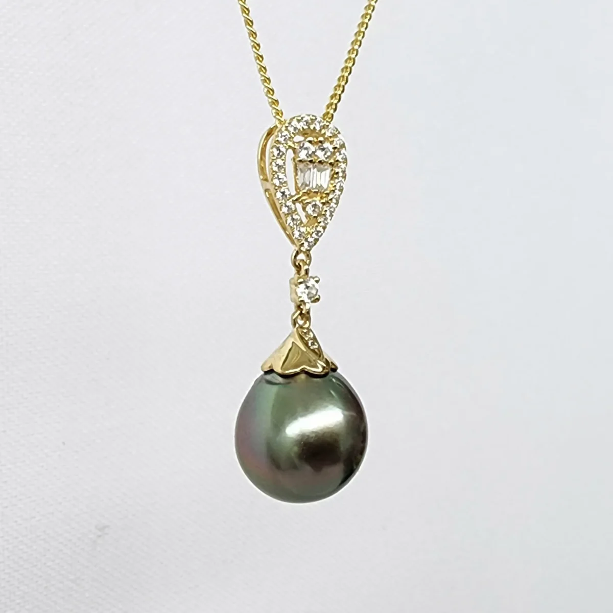 9ct Yellow Gold 11.0-11.50mm Teardrop Tahitian Black Pearl with Cubic Zirconia Setting Pendant - YP20041155/1
