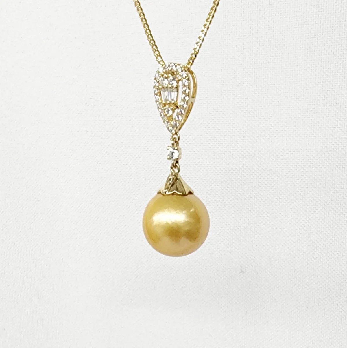 9ct Yellow Gold 12mm Round Southsea Golden Pearl with Cubic Zirconia Setting Pendant - YP20041155/3