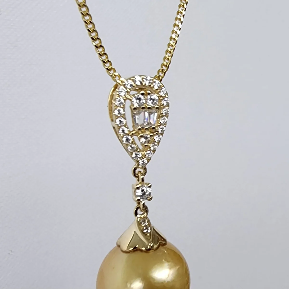 9ct Yellow Gold 12mm Round Southsea Golden Pearl with Cubic Zirconia Setting Pendant - YP20041155/3