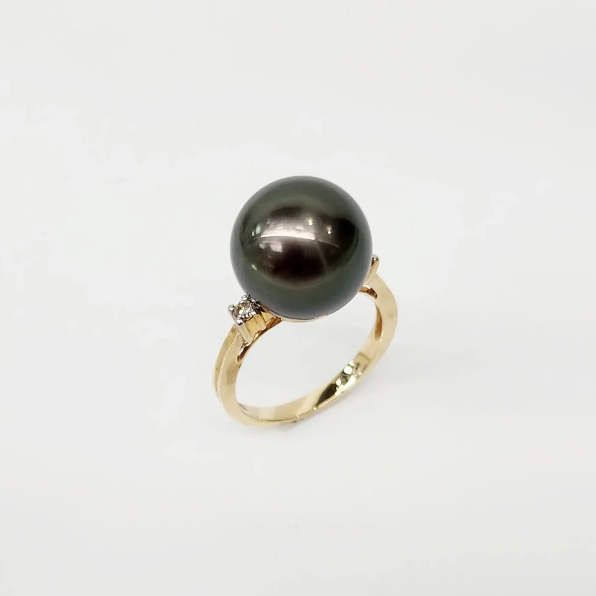 9ct Yellow Gold 13mm Tahitian Black Pearl Ring with Diamond Setting