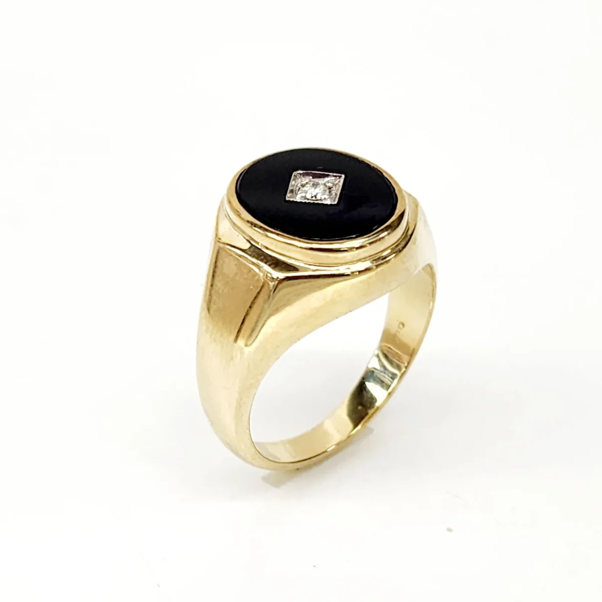 9ct Yellow Gold 14 x 12mm Oval Black Onyx and Diamond Gents Ring