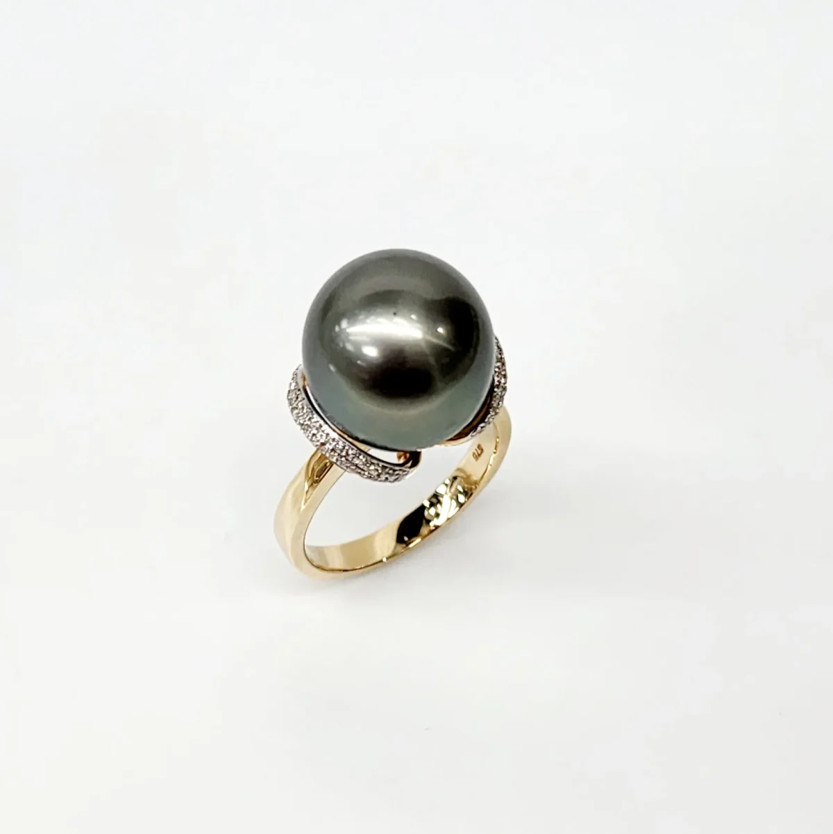 9ct Yellow Gold 14mm Tahitian Black Pearl Ring with Diamond Setting