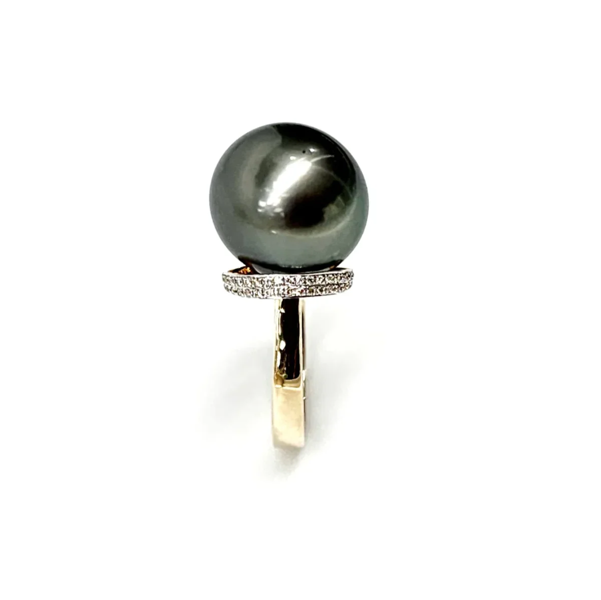 9ct Yellow Gold 14mm Tahitian Black Pearl Ring with Diamond Setting
