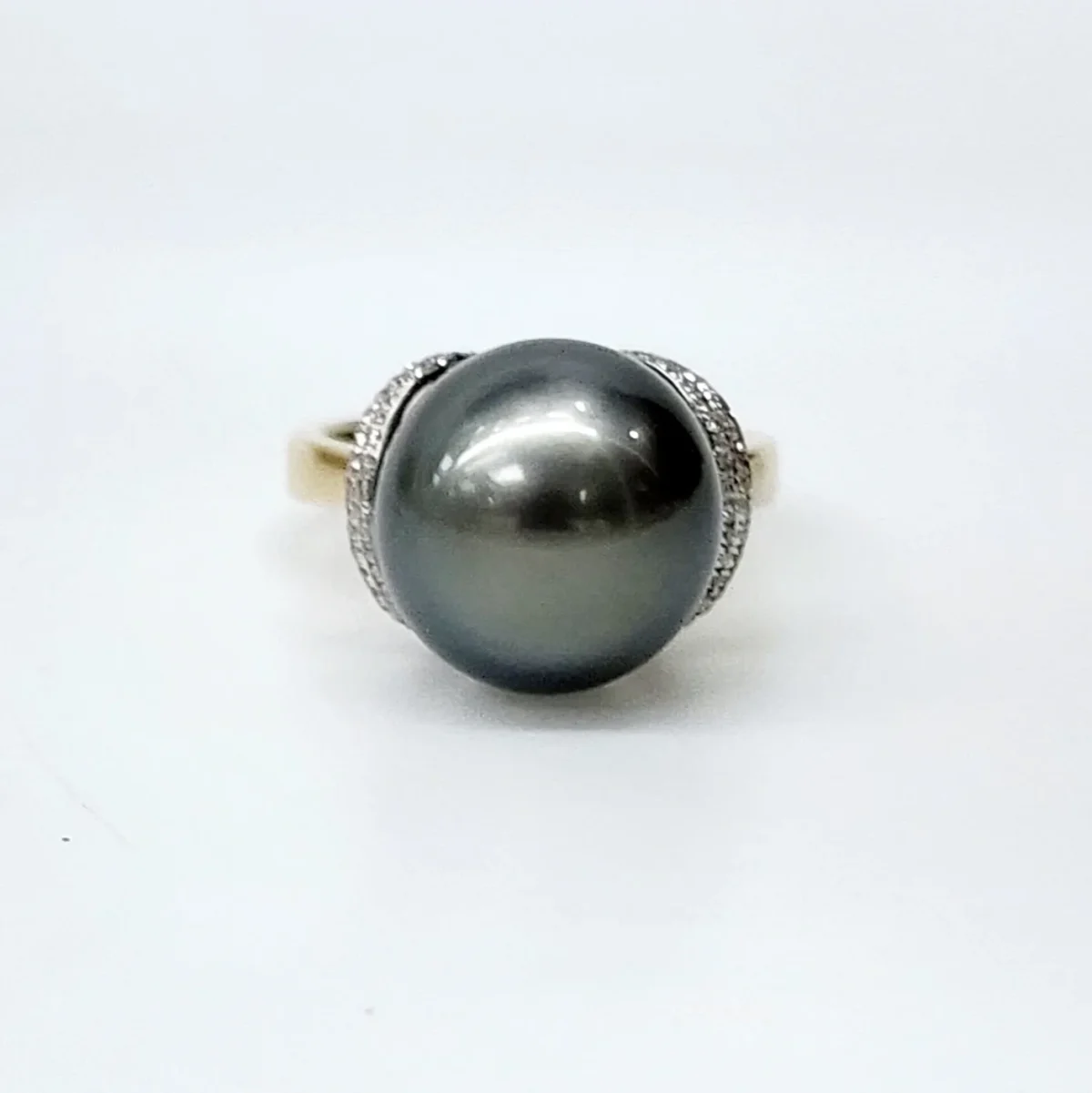 9ct Yellow Gold 14mm Tahitian Black Pearl Ring with Diamond Setting