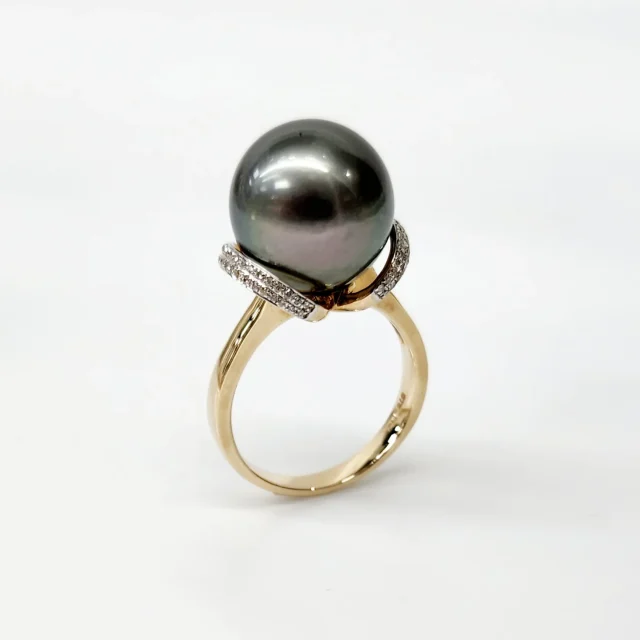 9ct Yellow Gold 14mm Tahitian Black Pearl Ring with Diamond Setting