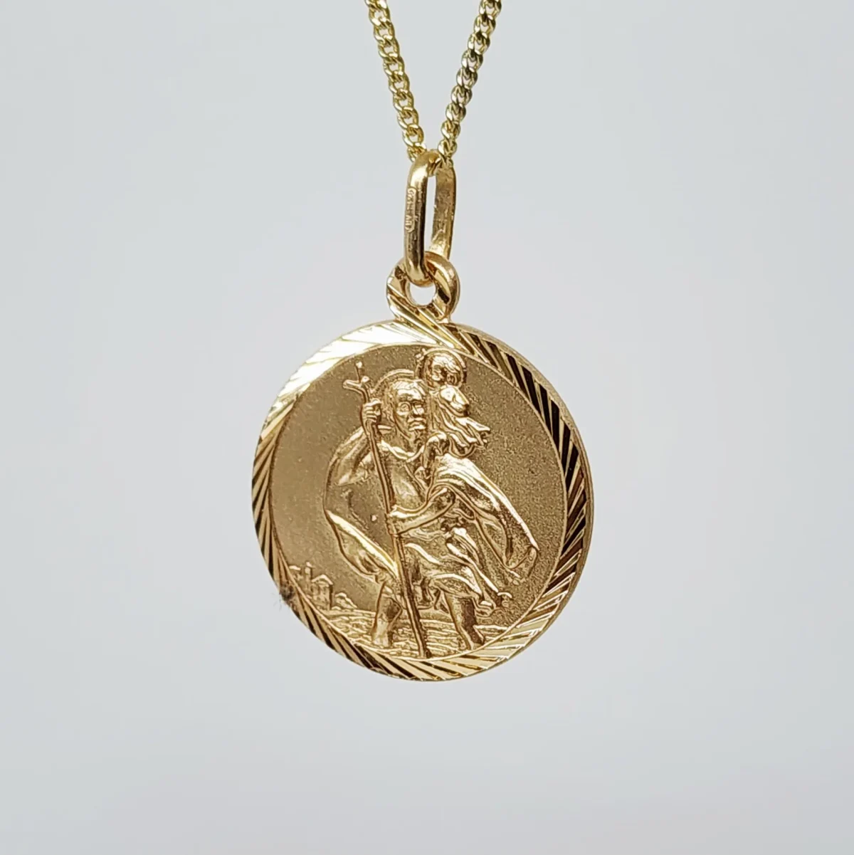 9ct Yellow Gold 18mm Diamond Cut Round Saint Christopher Pendant - 5P0099