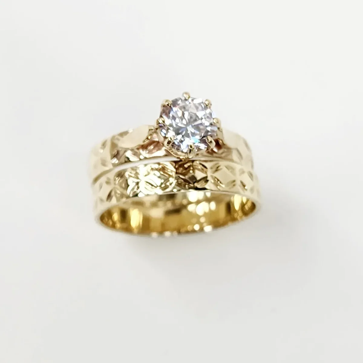 9ct Yellow Gold 2 Piece Wedding Set with Polynesian Design and Cubic Zirconia Setting