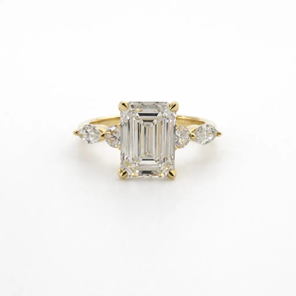 9ct Yellow Gold 3.60ct Lab Diamond Emerald-Cut Halo-Style Ring (EF/VS) - 9YGAURG1861