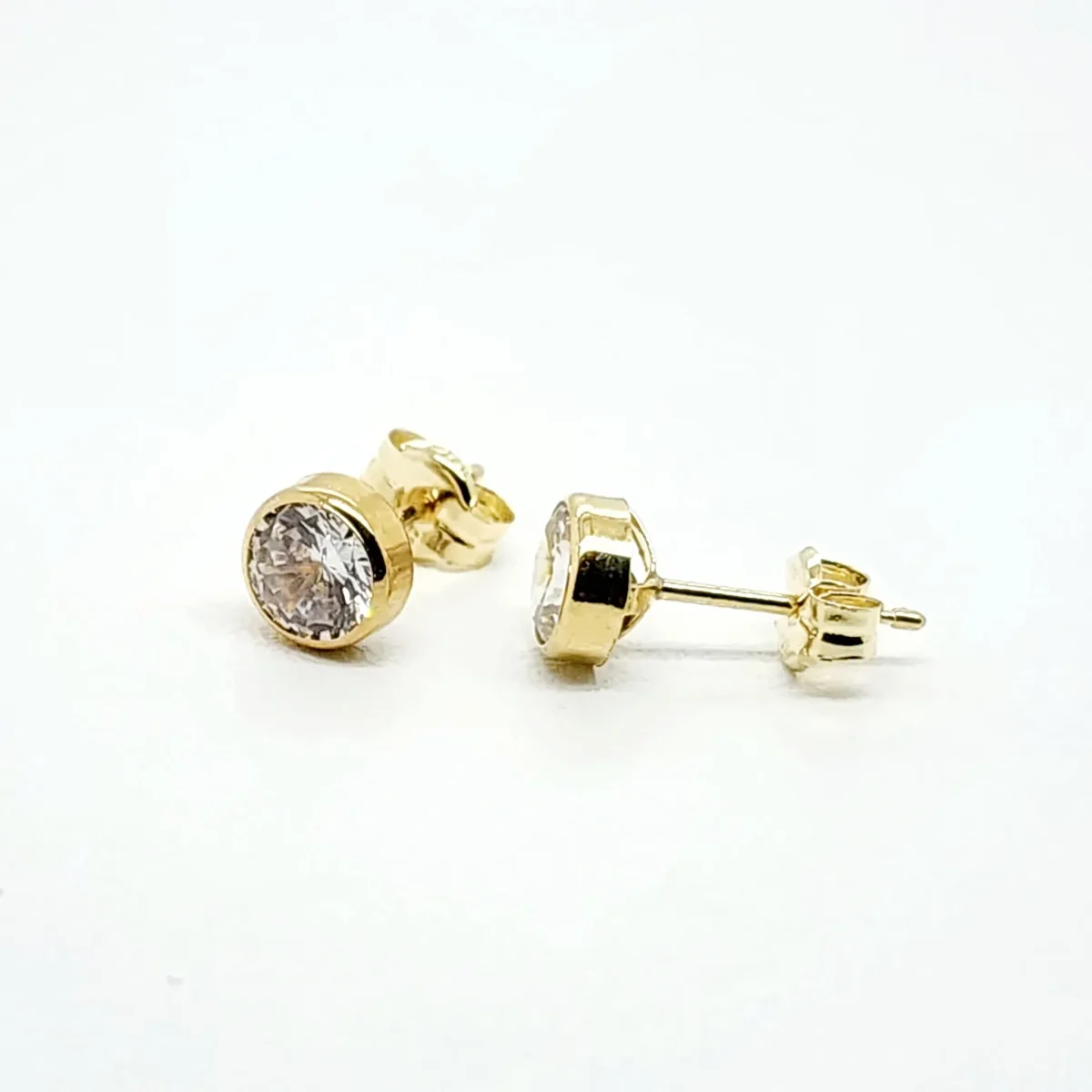 9ct Yellow Gold 5mm Round Bezel Set Cubic Zirconia Stud Earrings