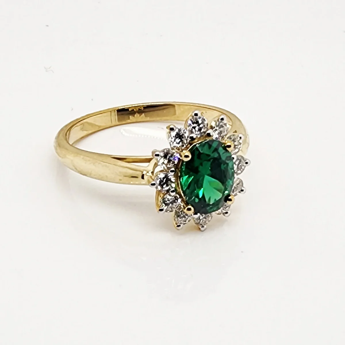 9ct Yellow Gold 6 x 8 Oval Created Emerald with 0.54ct LAB Diamond Halo Setting - D/A469CELGD