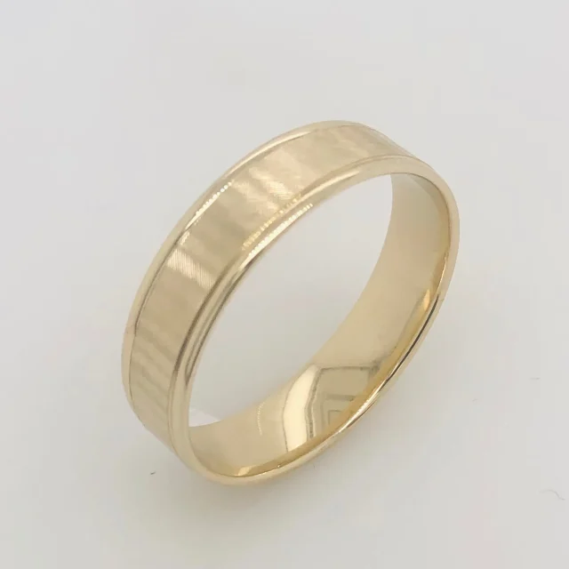 9ct Yellow Gold 6mm Wide Patterned Wedding Band