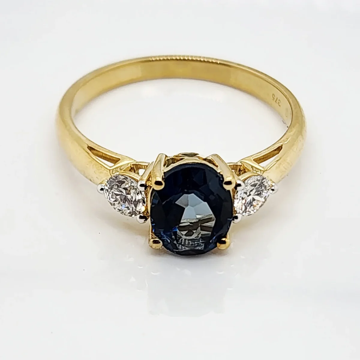 9ct Yellow Gold 7 x 9 Oval London Blue Topaz with 0.50ct LAB Diamonds - D/A468LBTLGD
