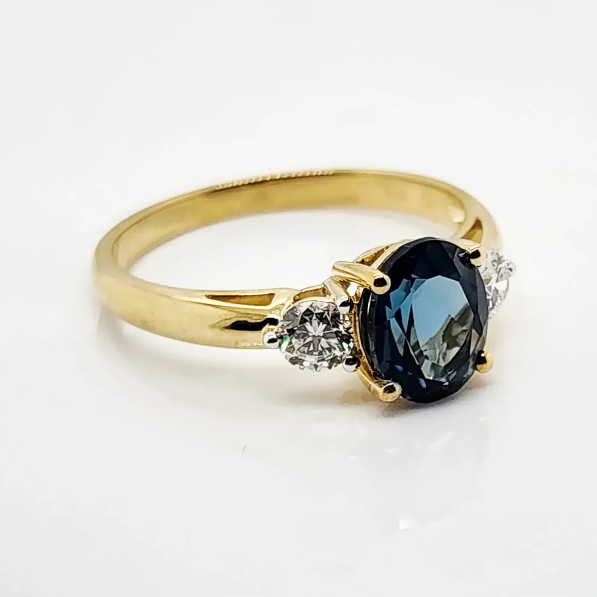 9ct Yellow Gold 7 x 9 Oval London Blue Topaz with 0.50ct LAB Diamonds - D/A468LBTLGD