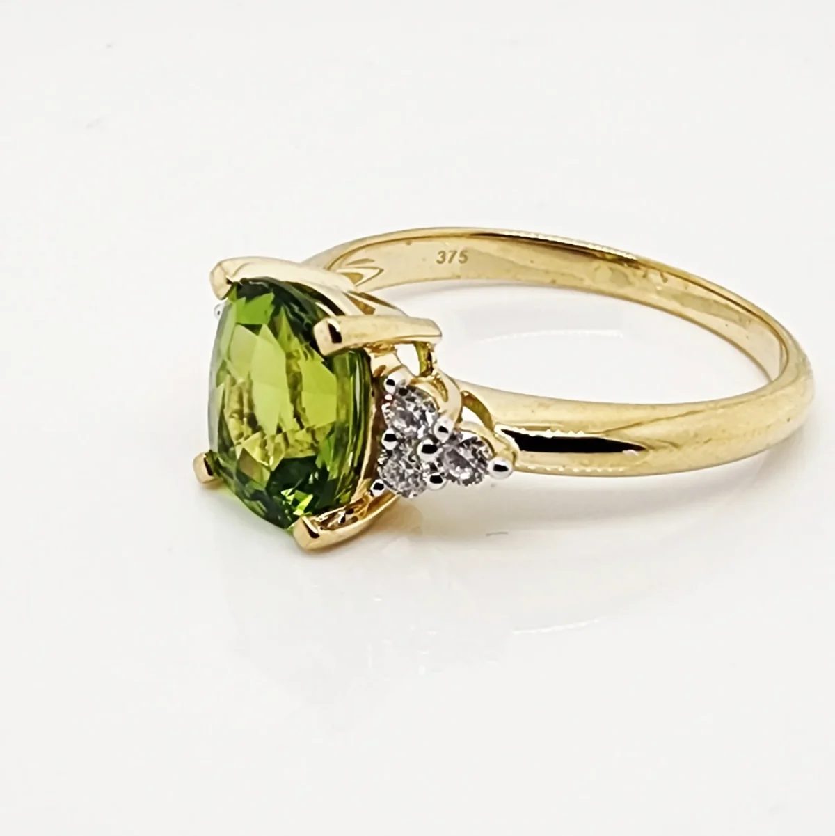9ct Yellow Gold 8 x 10 Cushion Cut Peridot with 0.25ct Trio LAB Diamond Accents - D/A467PERLGD
