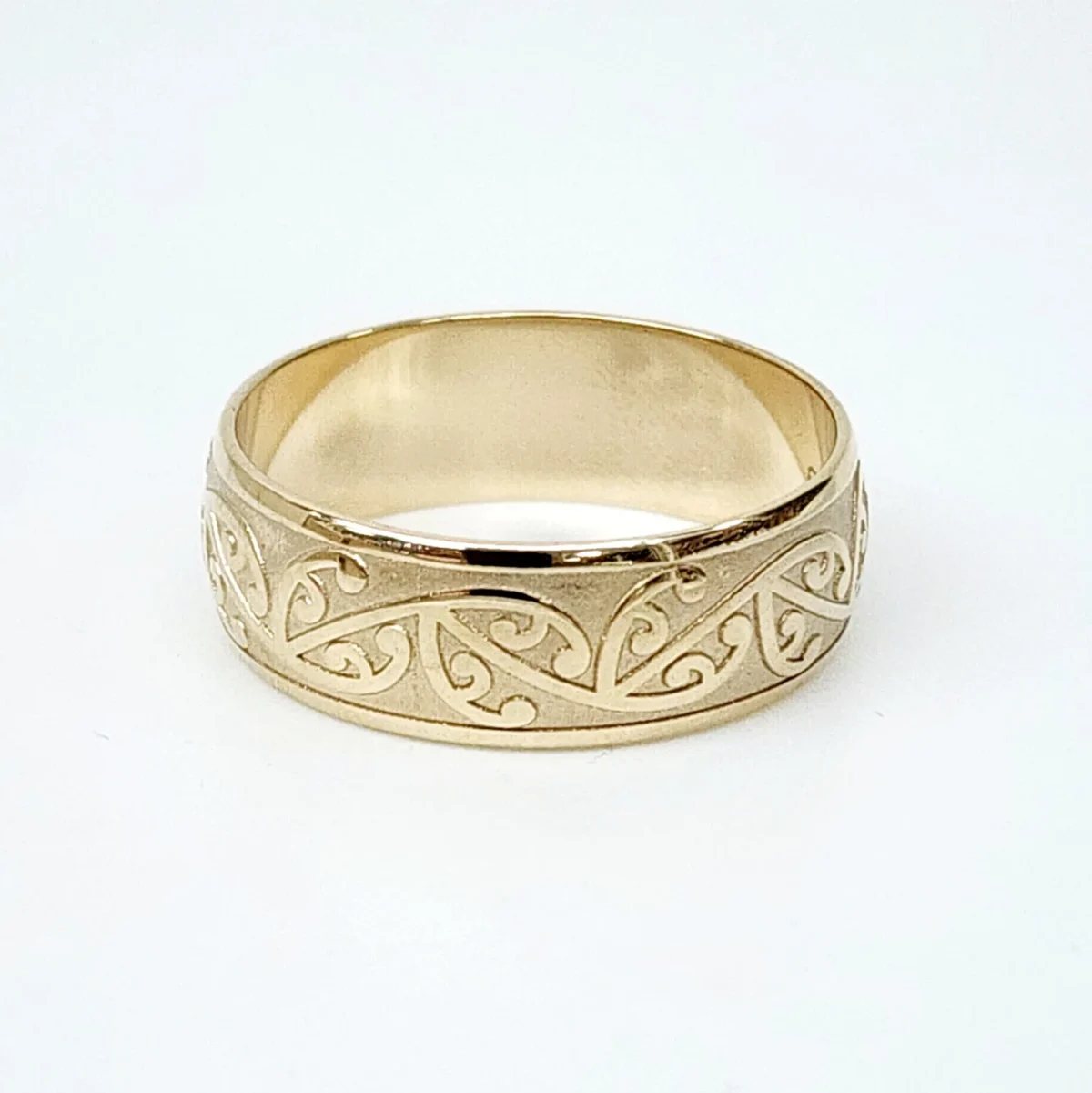9ct Yellow Gold 8mm Wide Koru Patterned Wedding Ring