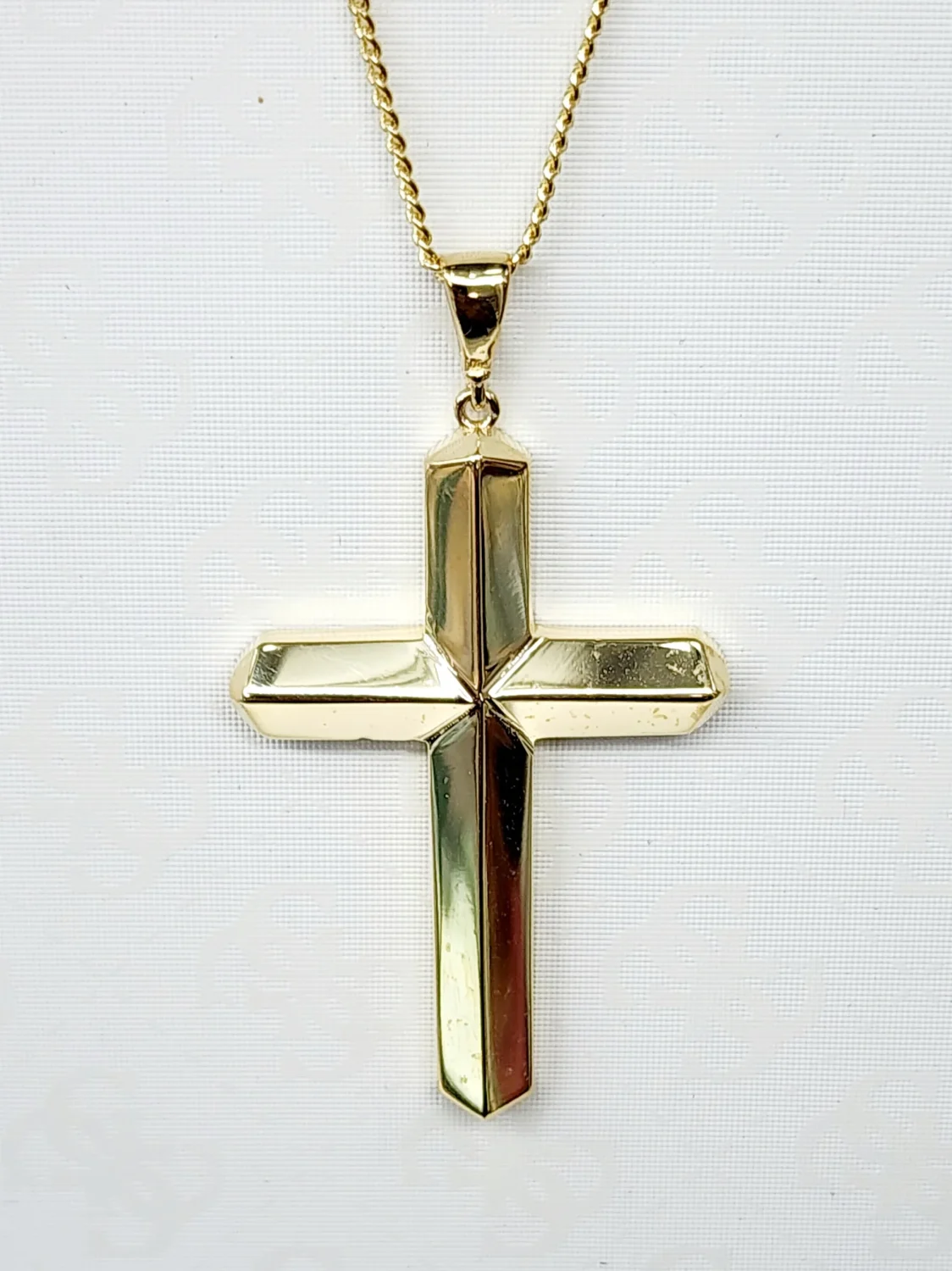 9ct Yellow Gold Bevelled Cross Pendant 22mm x 41mm