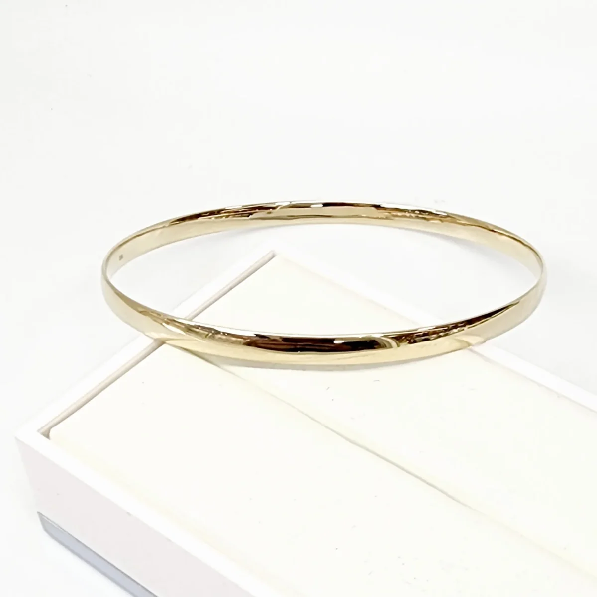 9ct Yellow Gold Classic Half Round 4mm Wide x 67mm Bangle