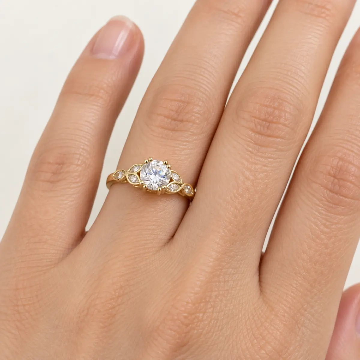 9ct Yellow Gold Cubic Zirconiac Engagement Ring Vintage Petal Vine Leaf Band