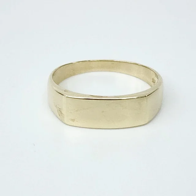 9ct Yellow Gold Curved Rectangle Signet Wedding / Dress Ring - D6598MOD9Y
