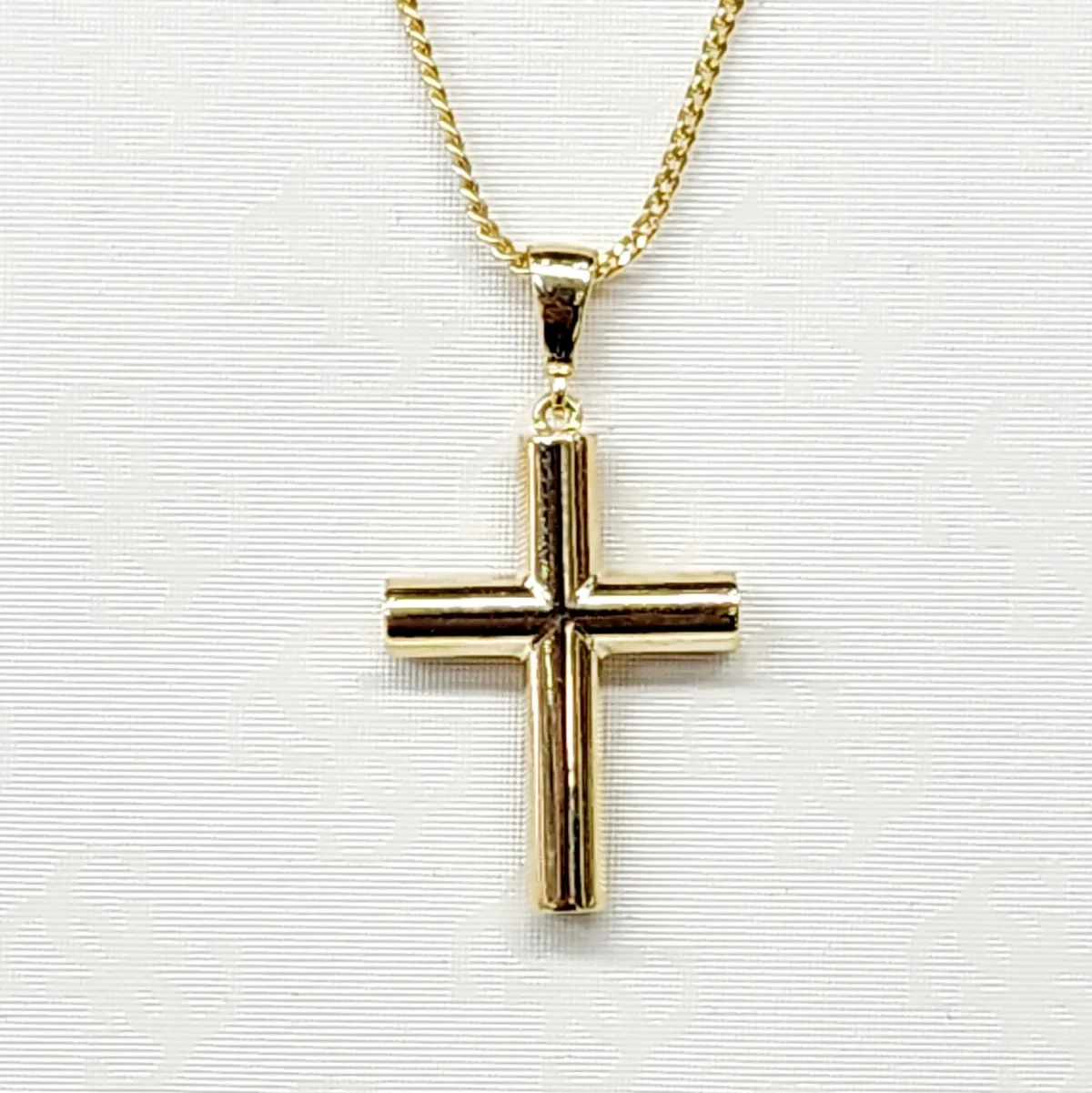 9ct Yellow Gold Cylinder Cross Pendant 14.70mm x 27.30mm