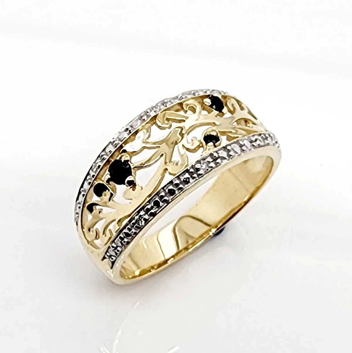 9ct Yellow Gold Diamond & Black Sapphire Filigree Ring
