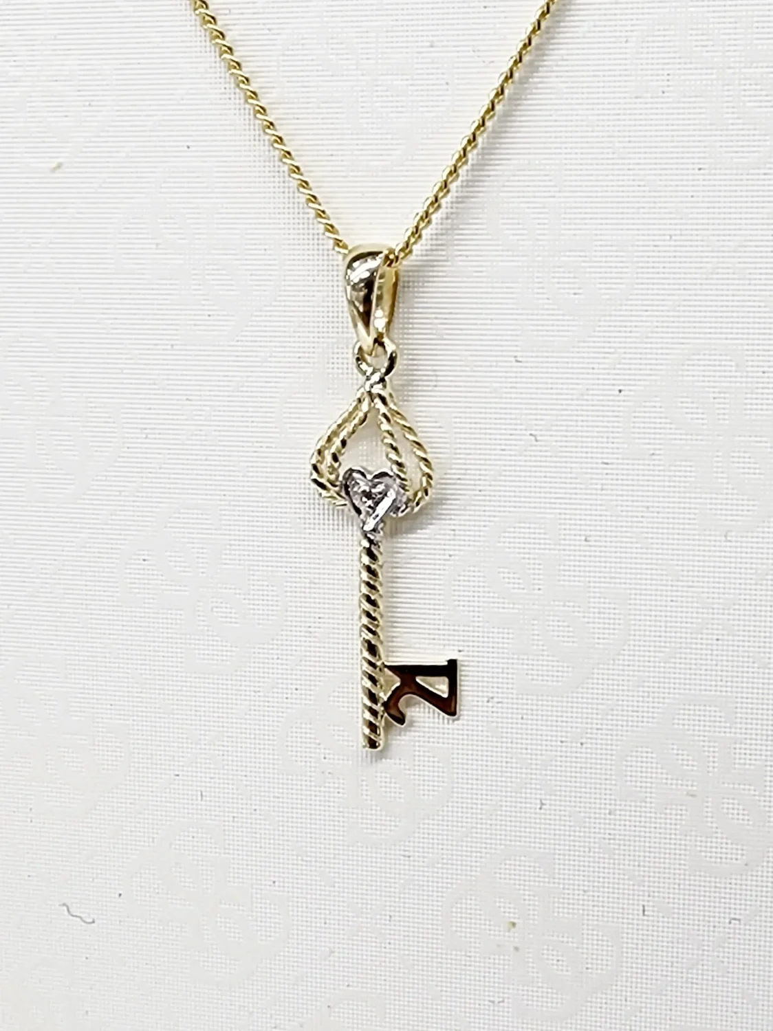 9ct Yellow Gold Diamond Set 21st Key Pendant